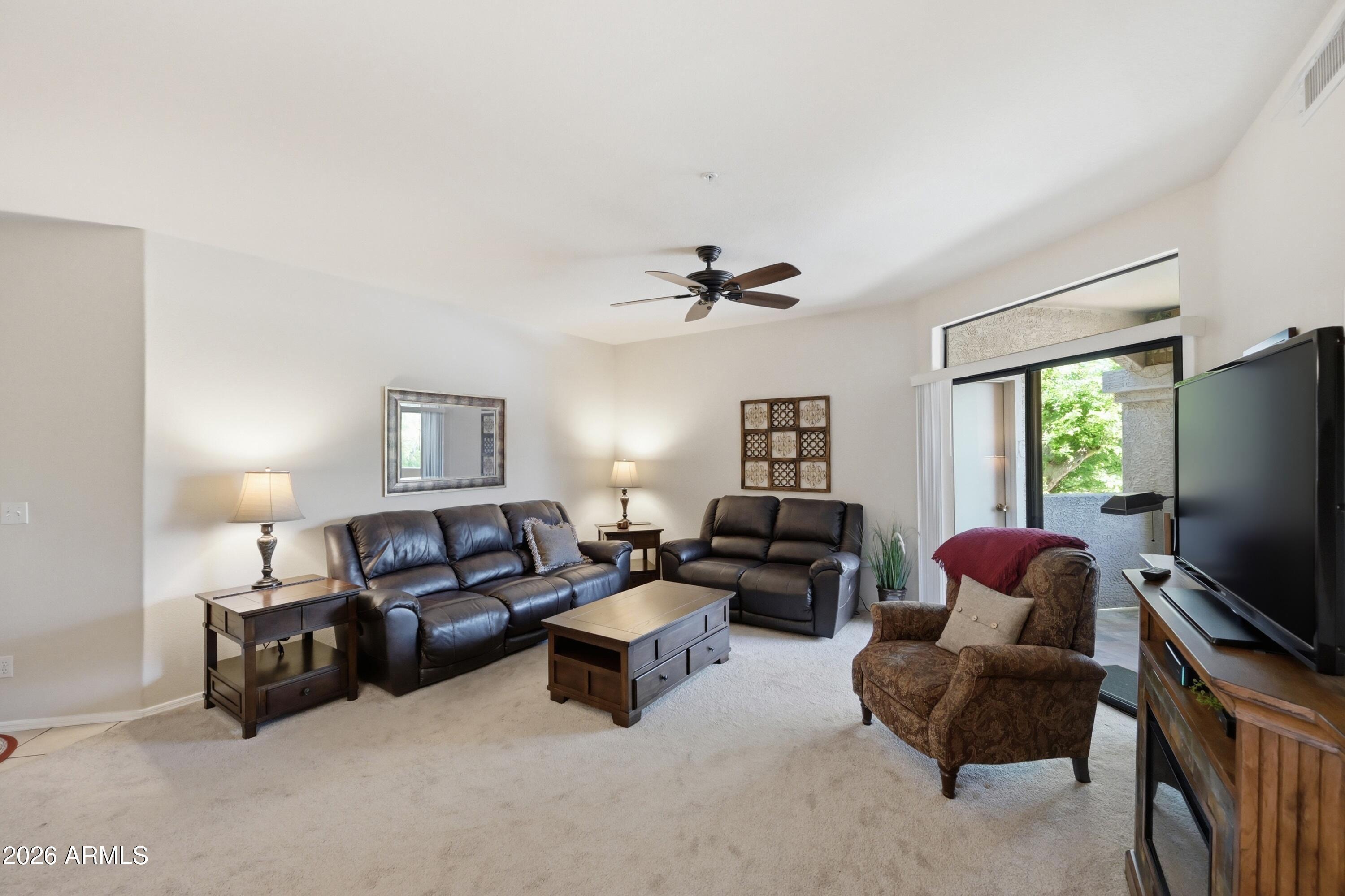 9151 W Greenway Road 295