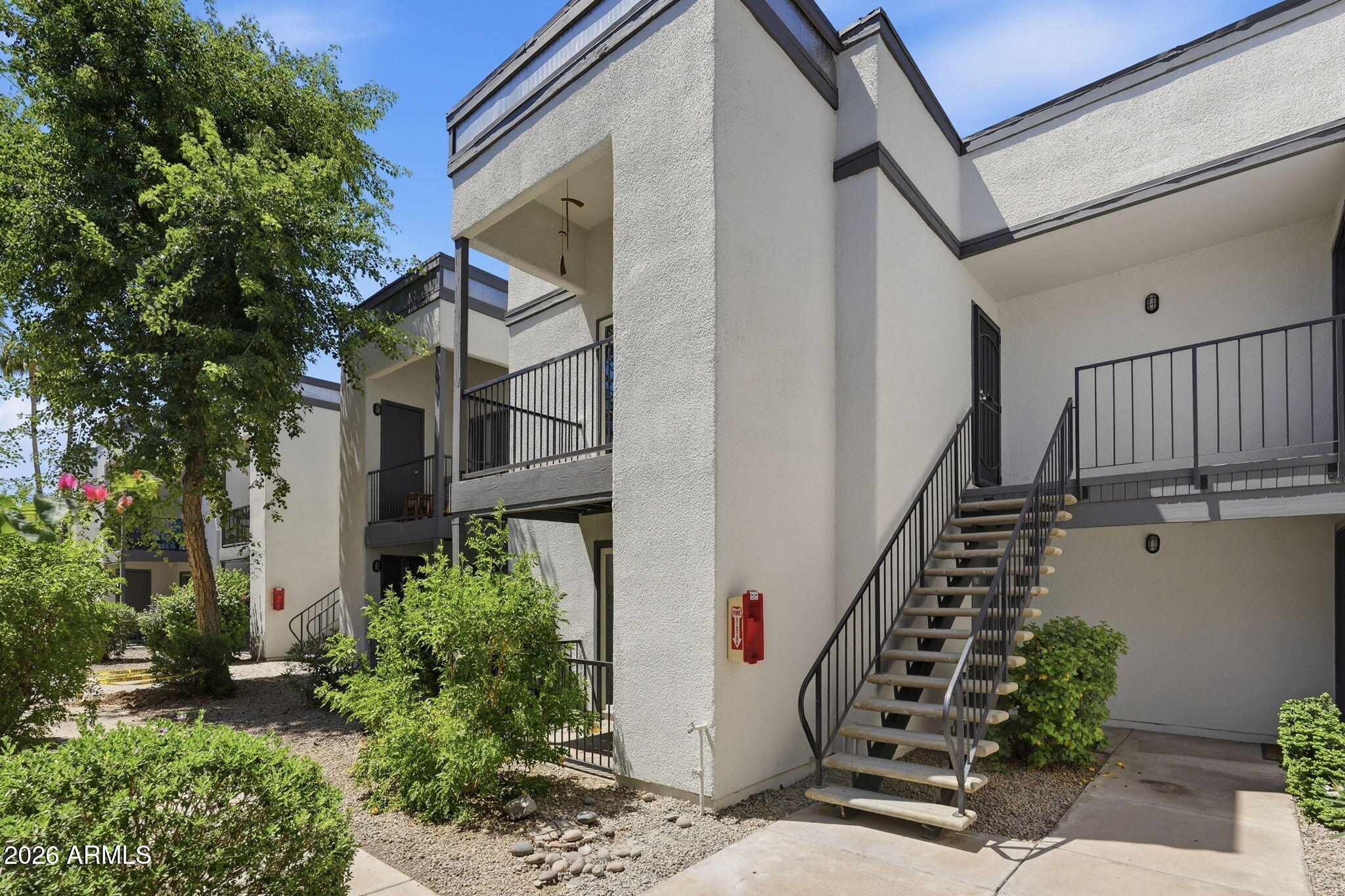 740 W ELM Street 218