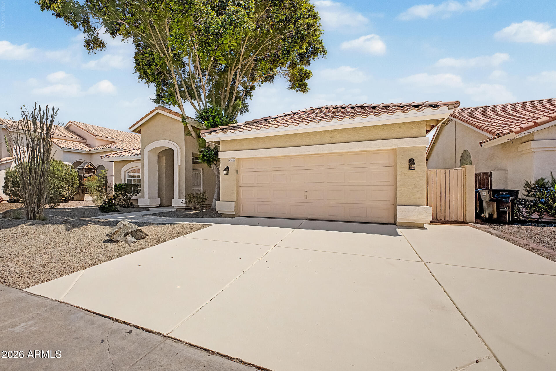 655 W SILVER CREEK Road