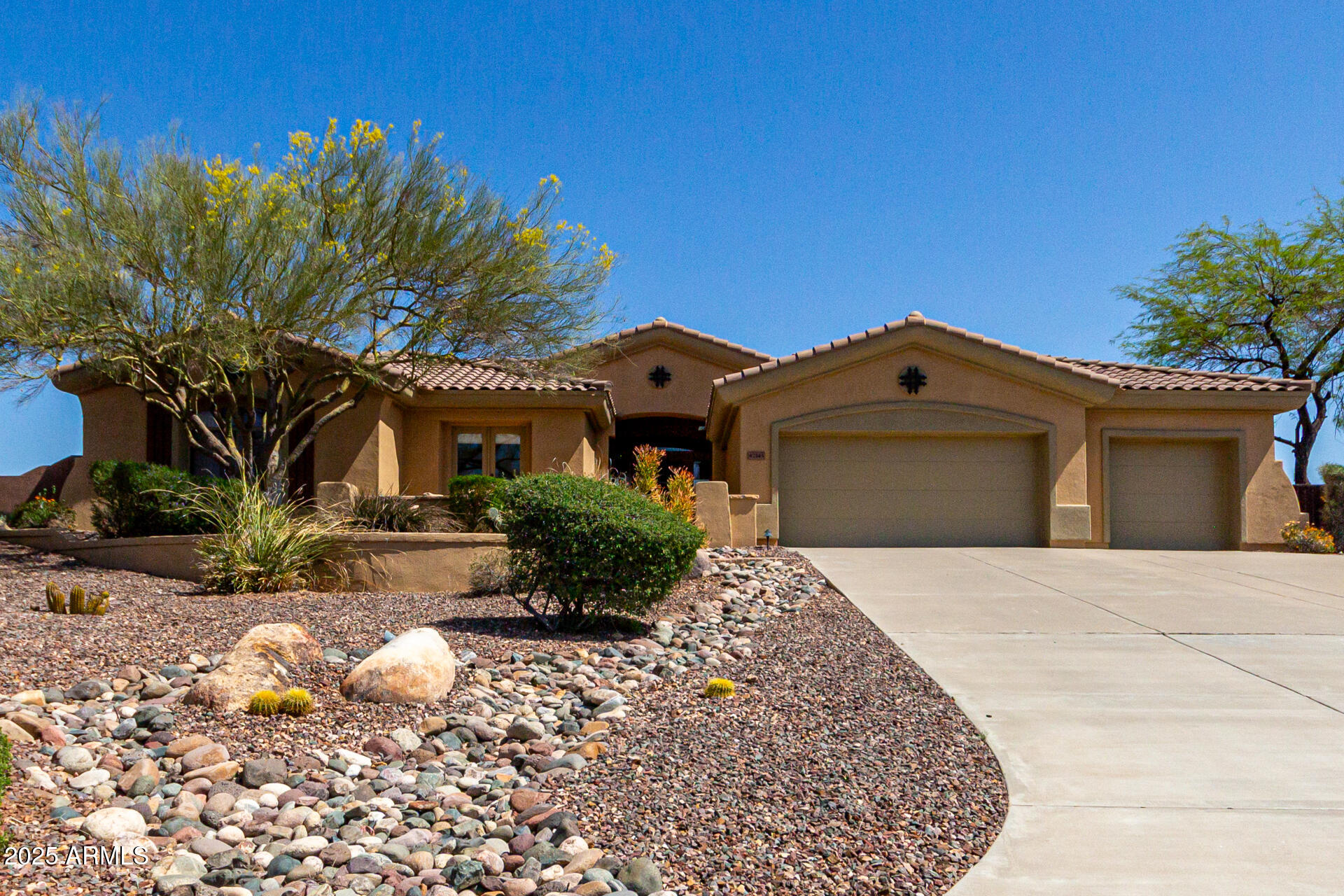 42145 N FAIRGREEN Court