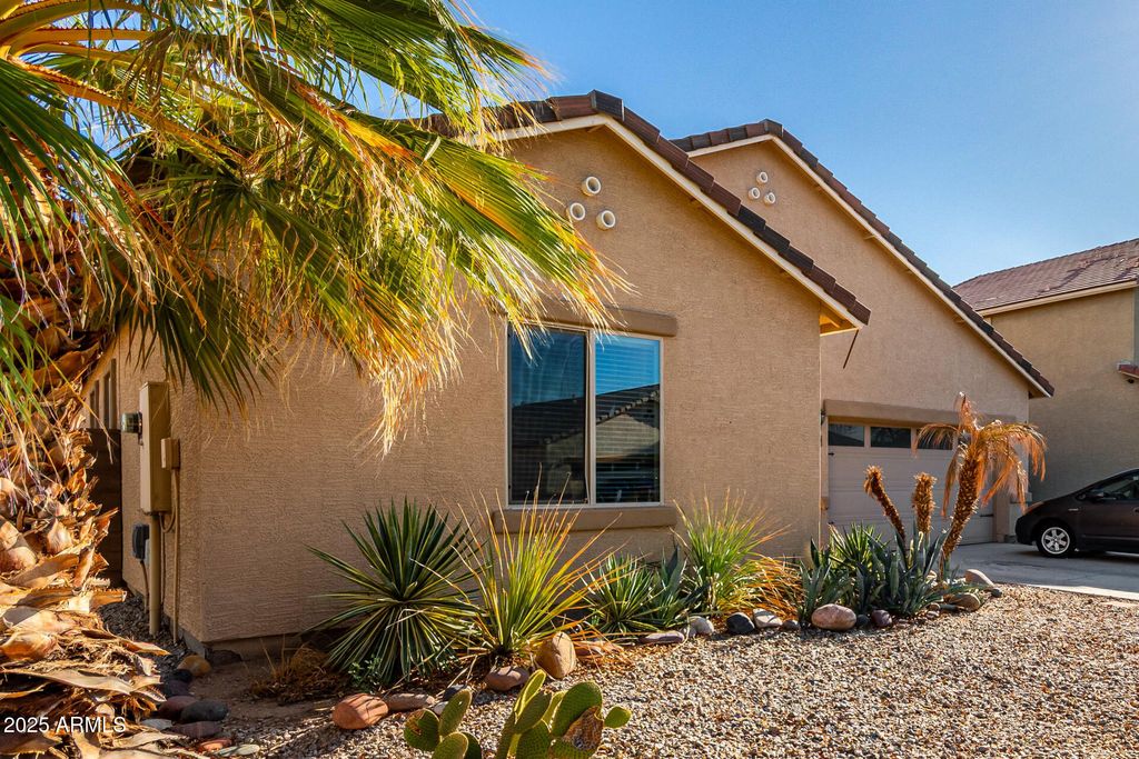 Photo of 25409 W Ellis Drive, Buckeye, AZ 85326 (MLS # 6920725)