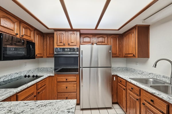17404 N 99TH AVE UNIT 103, SUN CITY, AZ 85373 - Image d052fb2ada264dcb7a914c7c0d0c43d7/943251240