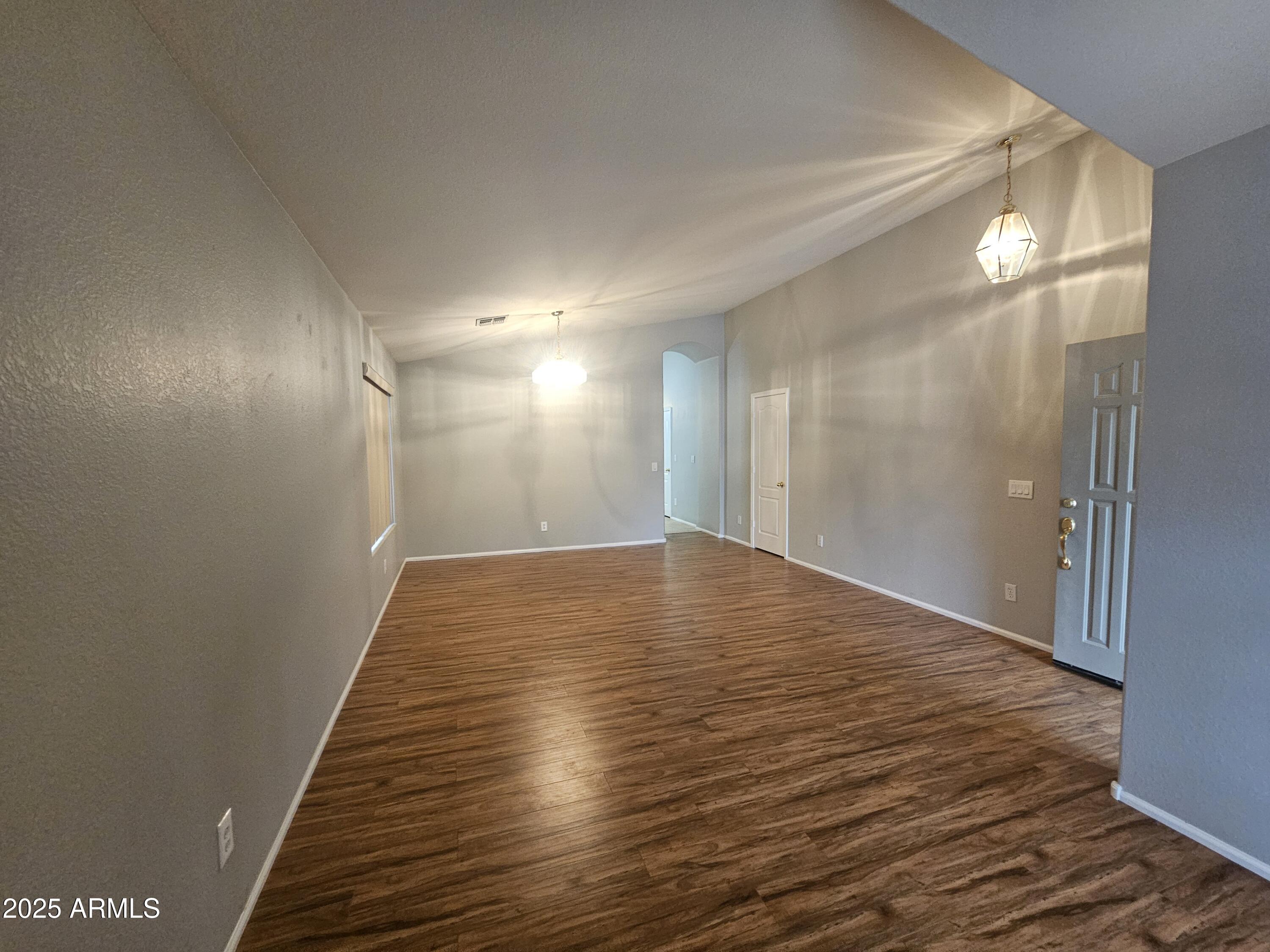 16537 W CENTRAL Street