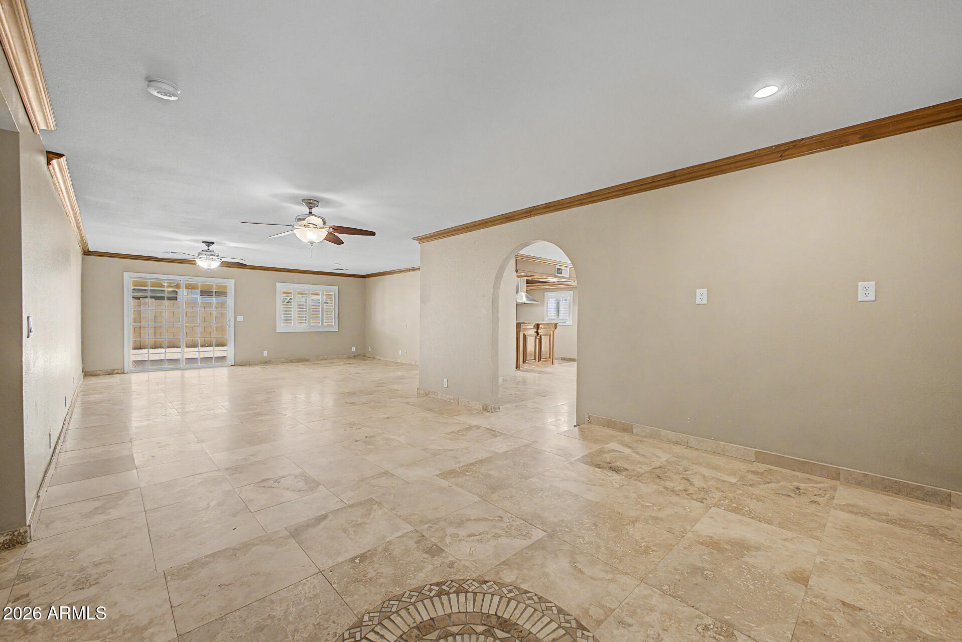 7244 W SUNNYSLOPE Lane