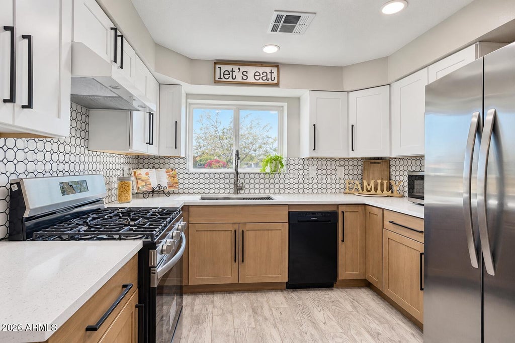 Photo of 1116 E 3rd Street, Casa Grande, AZ 85122 (MLS # 7051075)