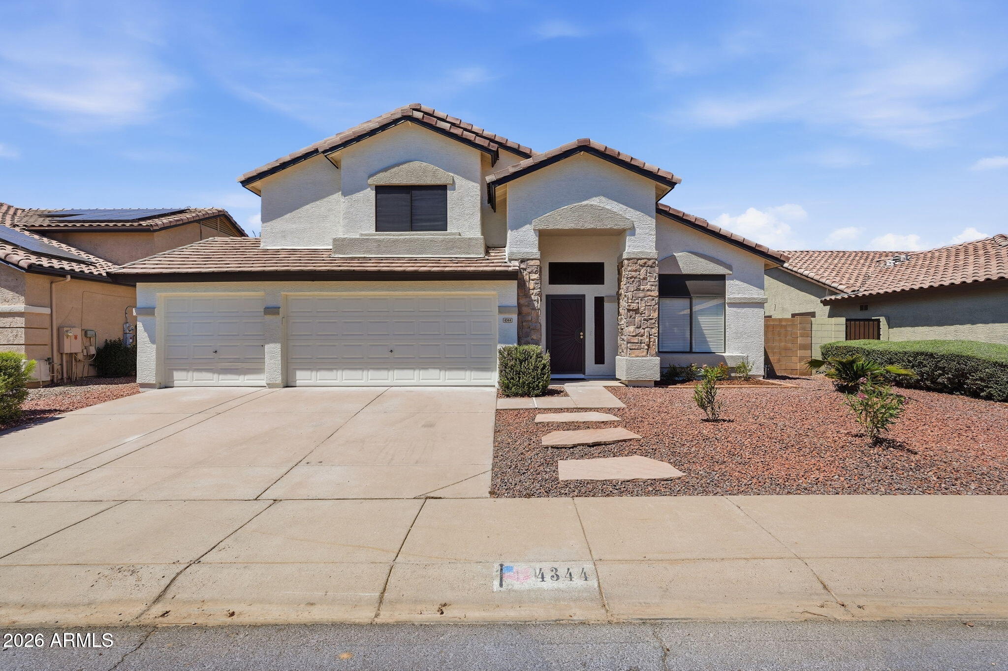 4344 E MEADOW Drive