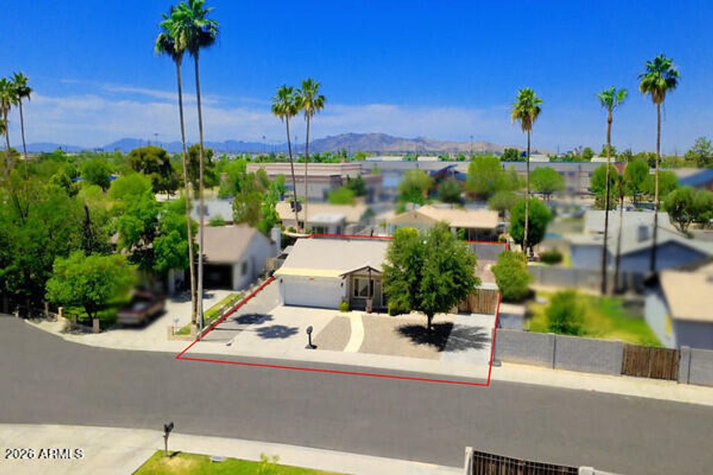 Photo of 219 E Sesame Circle, Tempe, AZ 85283 (MLS # 7030596)