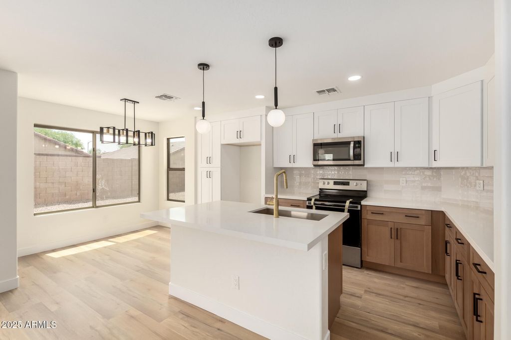 Photo of 1441 E 12th Place, Casa Grande, AZ 85122 (MLS # 6906487)