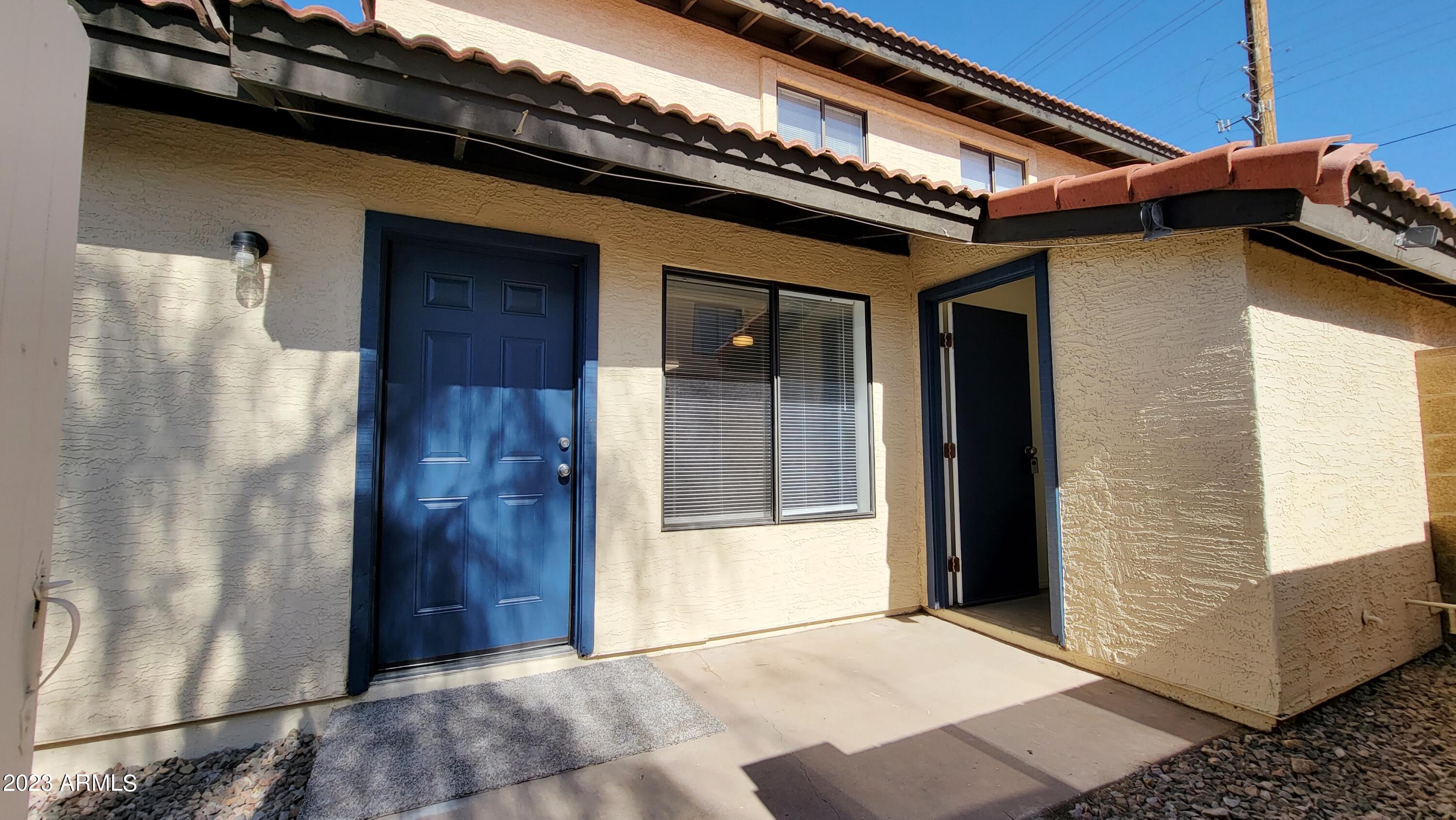 6147 E GREENWAY Street Apt 1