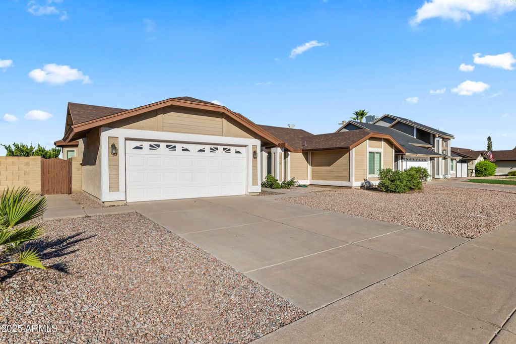 Photo of 1728 N Cholla Street, Chandler, AZ 85224 (MLS # 6927650)