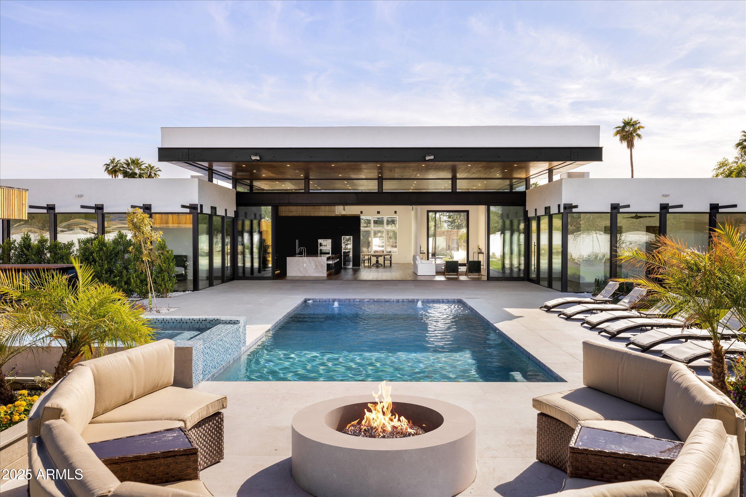 6026 E PERSHING Avenue