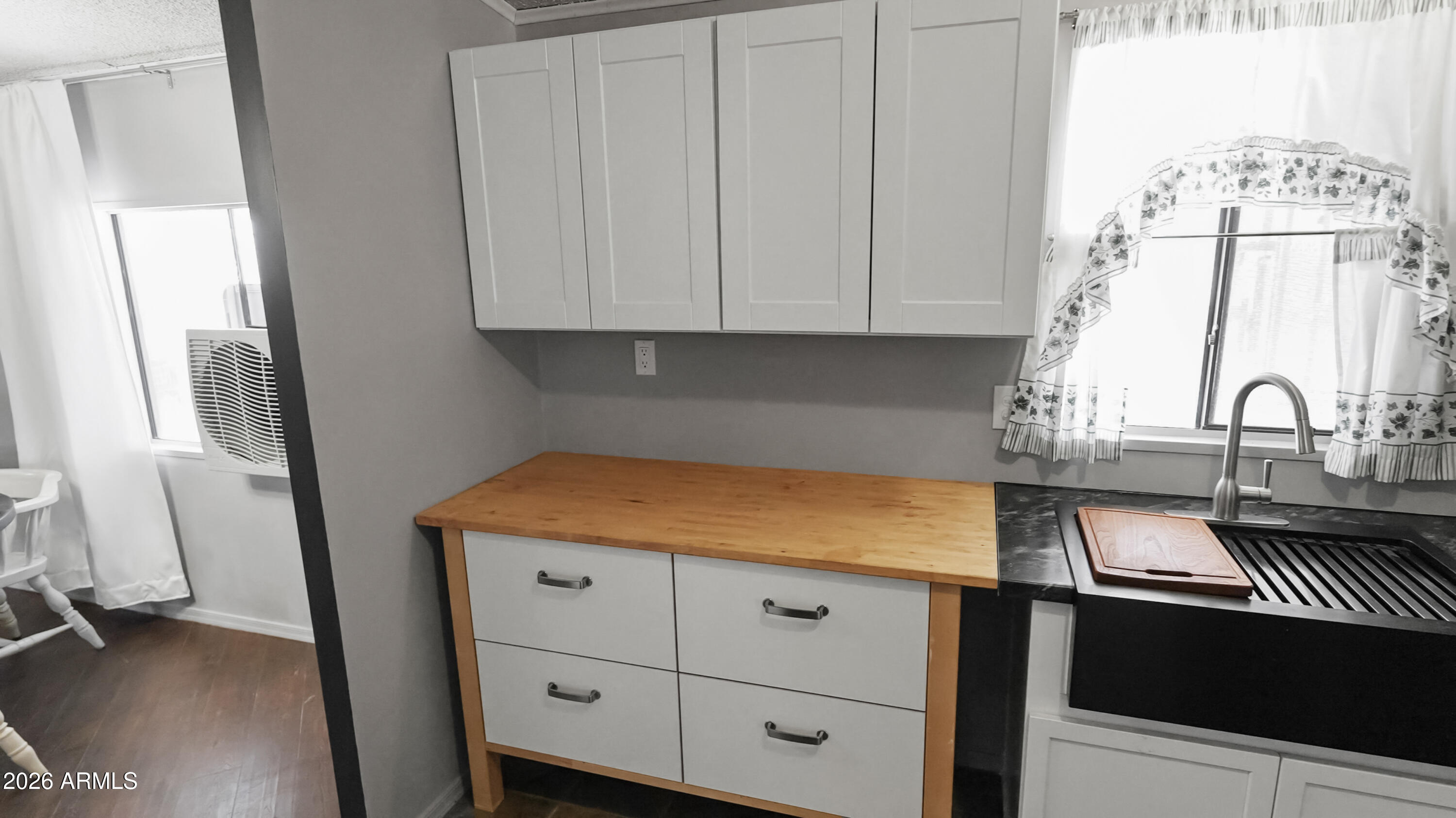 WHISPERING RANCH UNIT 3 BLK 4 - Residential