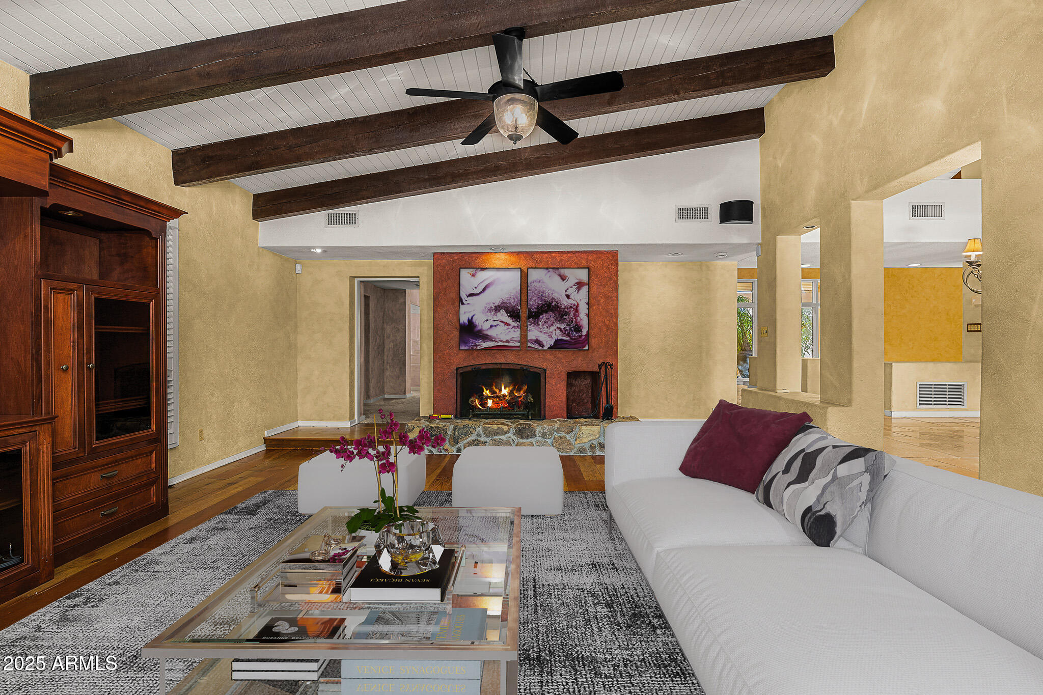 6301 N CAMELBACK MANOR Drive