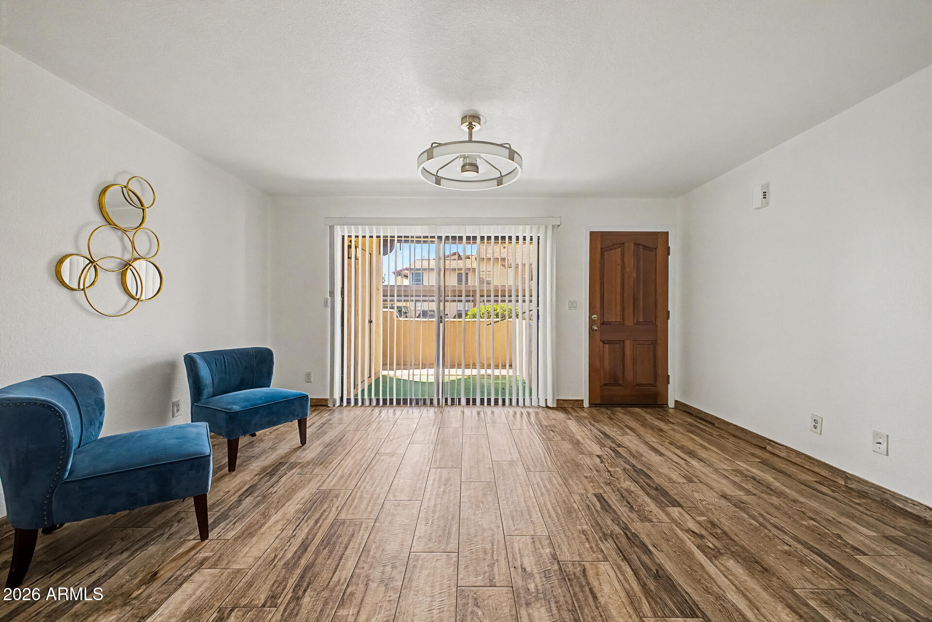 1351 N PLEASANT Drive 1035