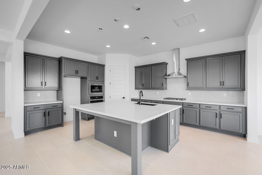 7670 W CRABAPPLE Drive