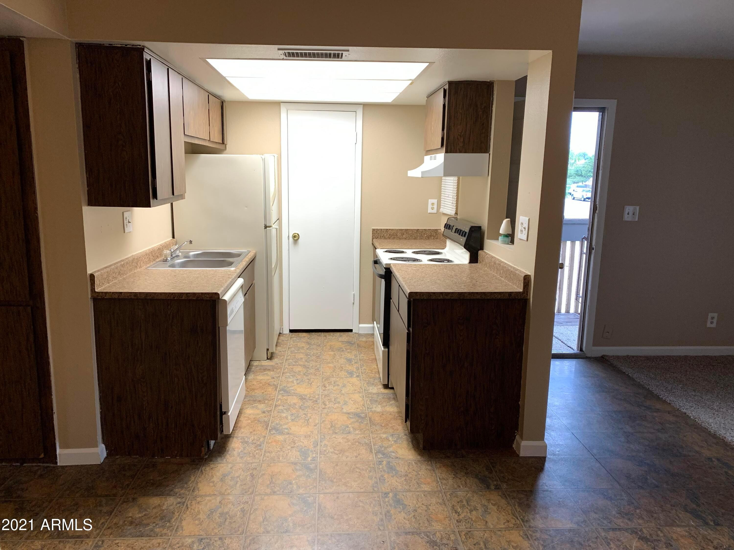 2217 E Cactus Road Unit 4