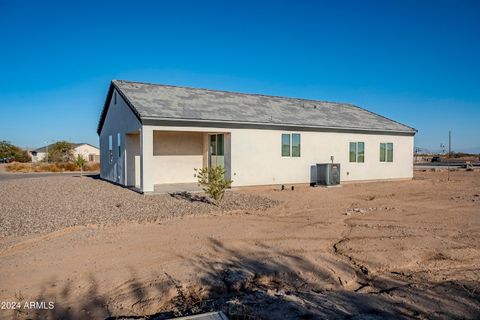 A home in Arizona City