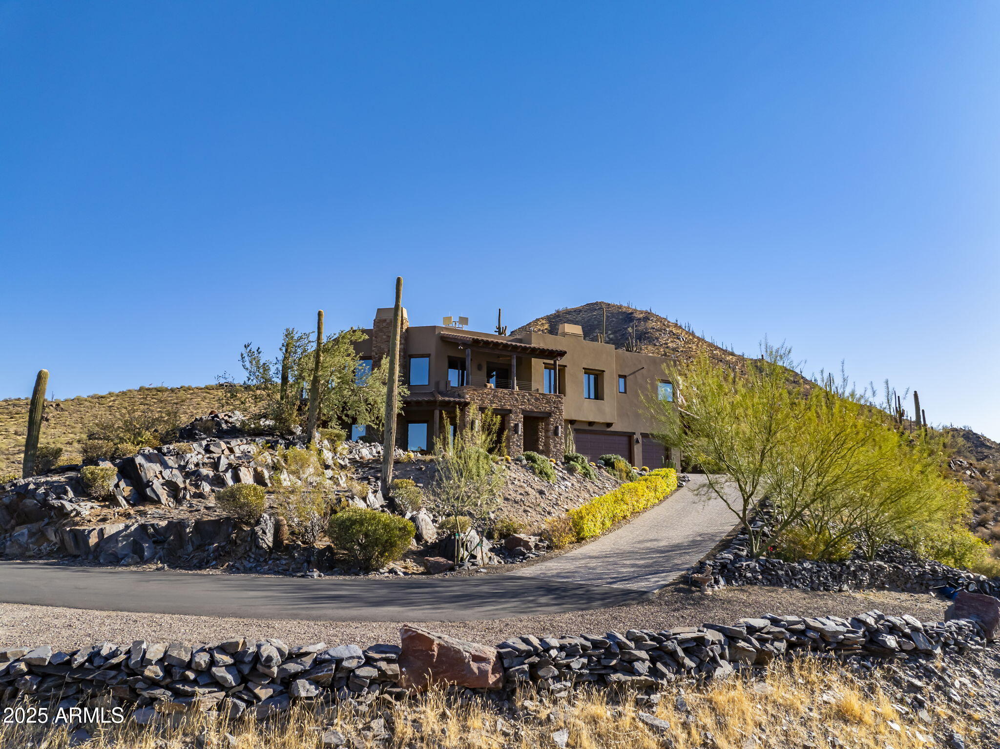 Black Mountain Ridgeline-Endless Sunrise/Sunset Views high above Cave Creek! - Residential
