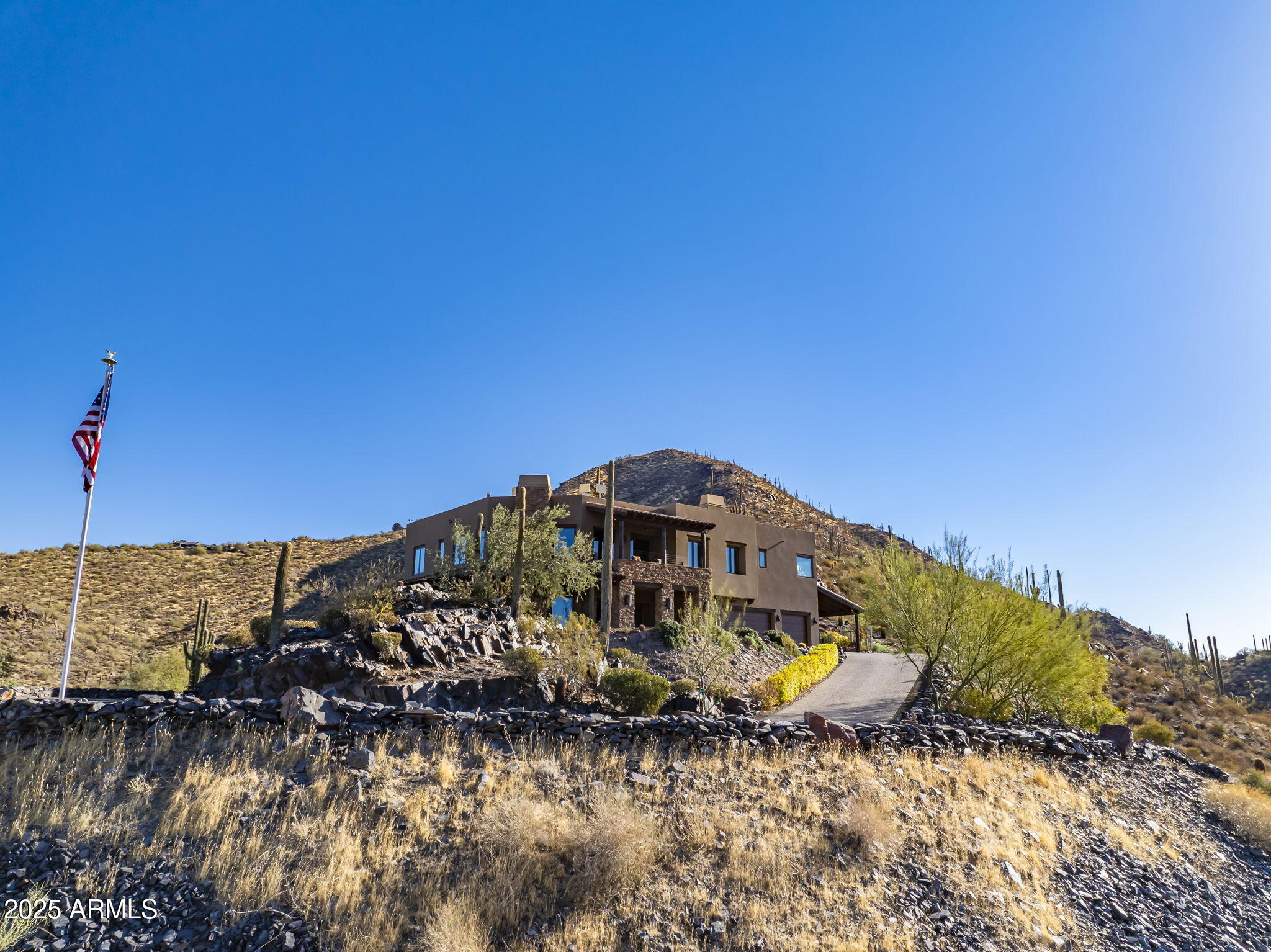 Black Mountain Ridgeline-Endless Sunrise/Sunset Views high above Cave Creek! - Residential
