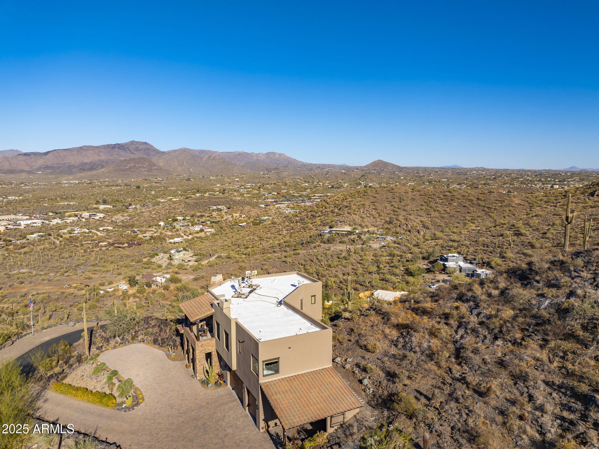 Black Mountain Ridgeline-Endless Sunrise/Sunset Views high above Cave Creek! - Residential
