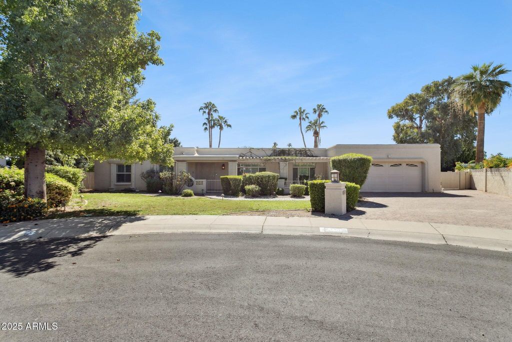 Photo of 8919 N 80th Place, Scottsdale, AZ 85258 (MLS # 6935671)