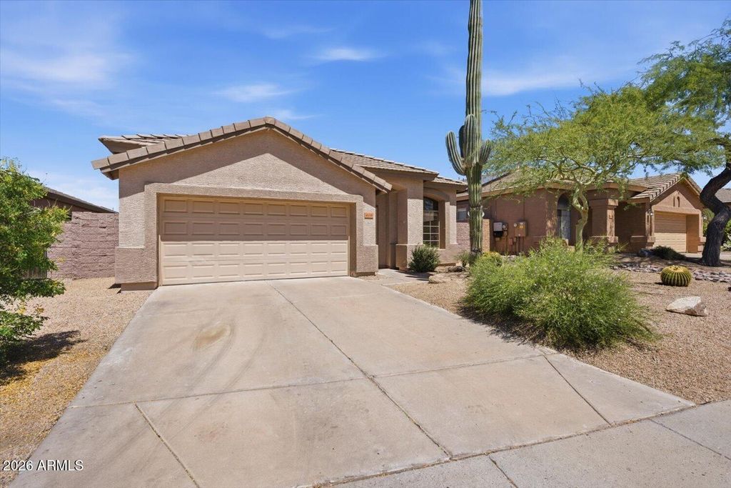 Photo of 4606 E Chisum Trail, Phoenix, AZ 85050 (MLS # 7030742)