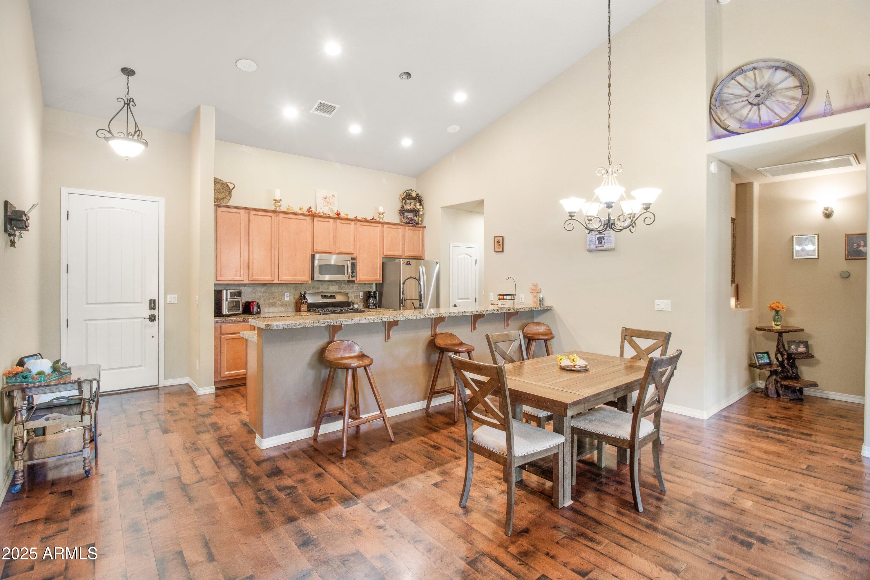 1601 E VELVET MESQUITE Court
