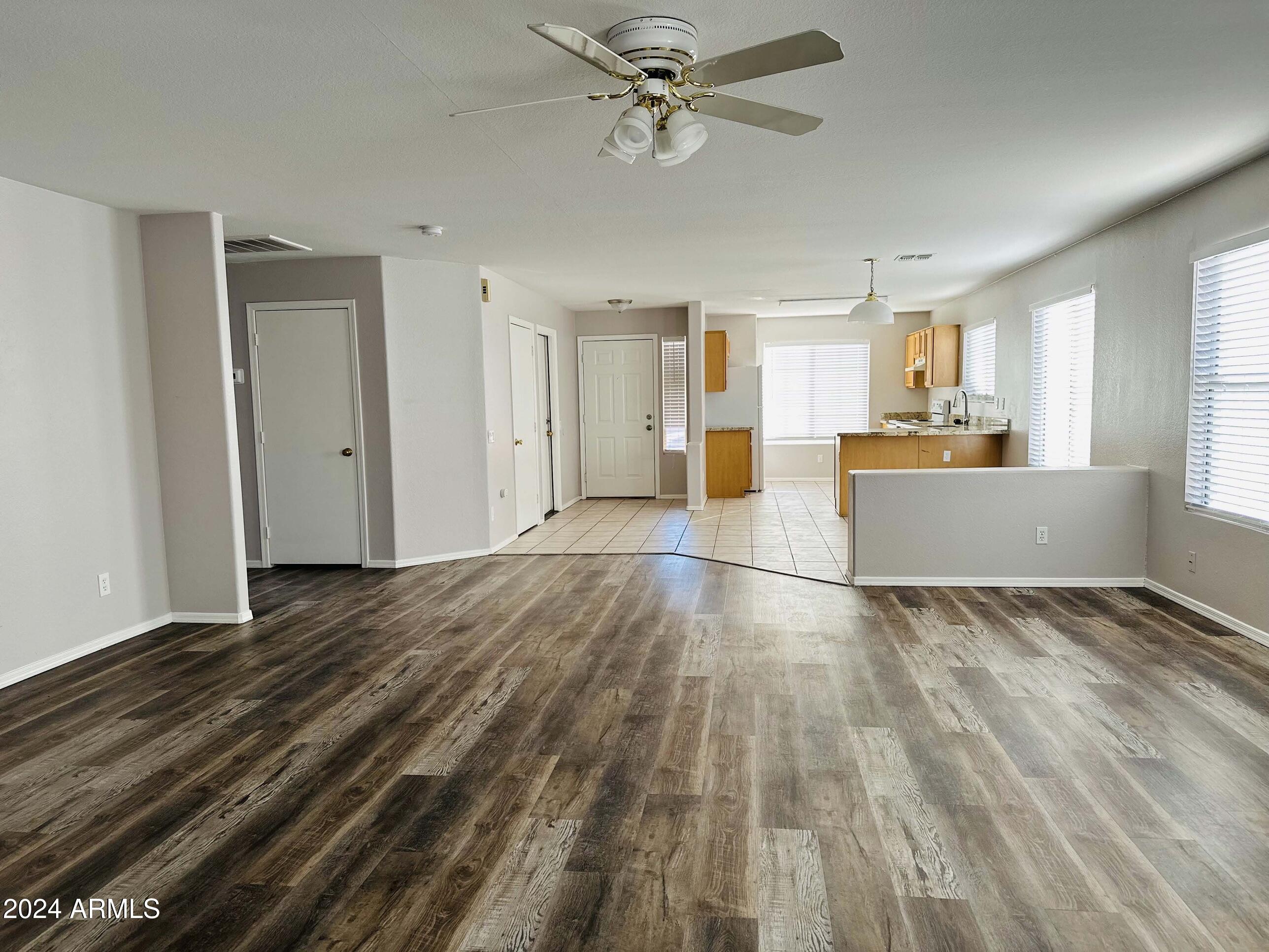 1798 E CARLA VISTA Drive