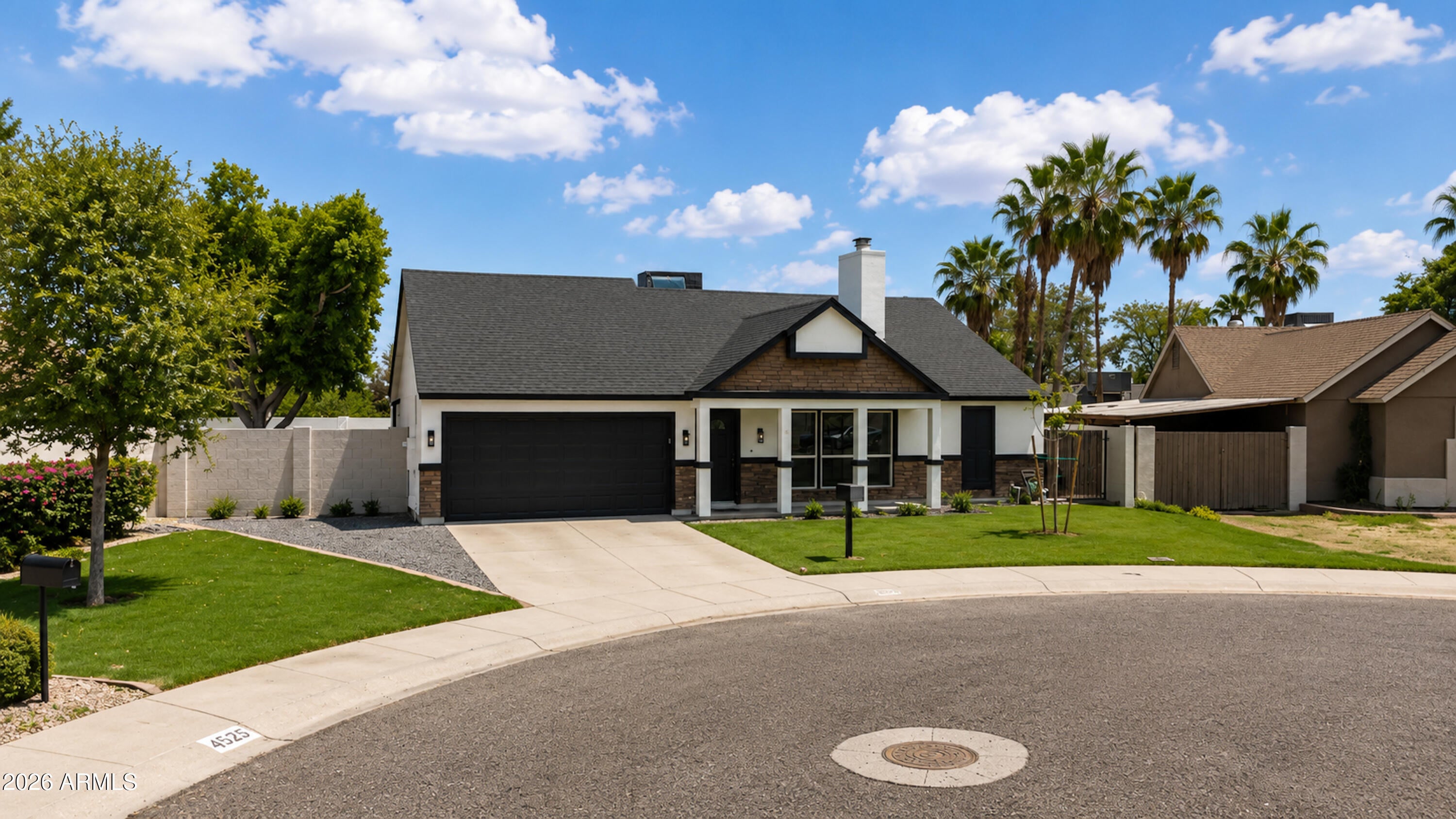 4517 E DESERT VIEW Drive