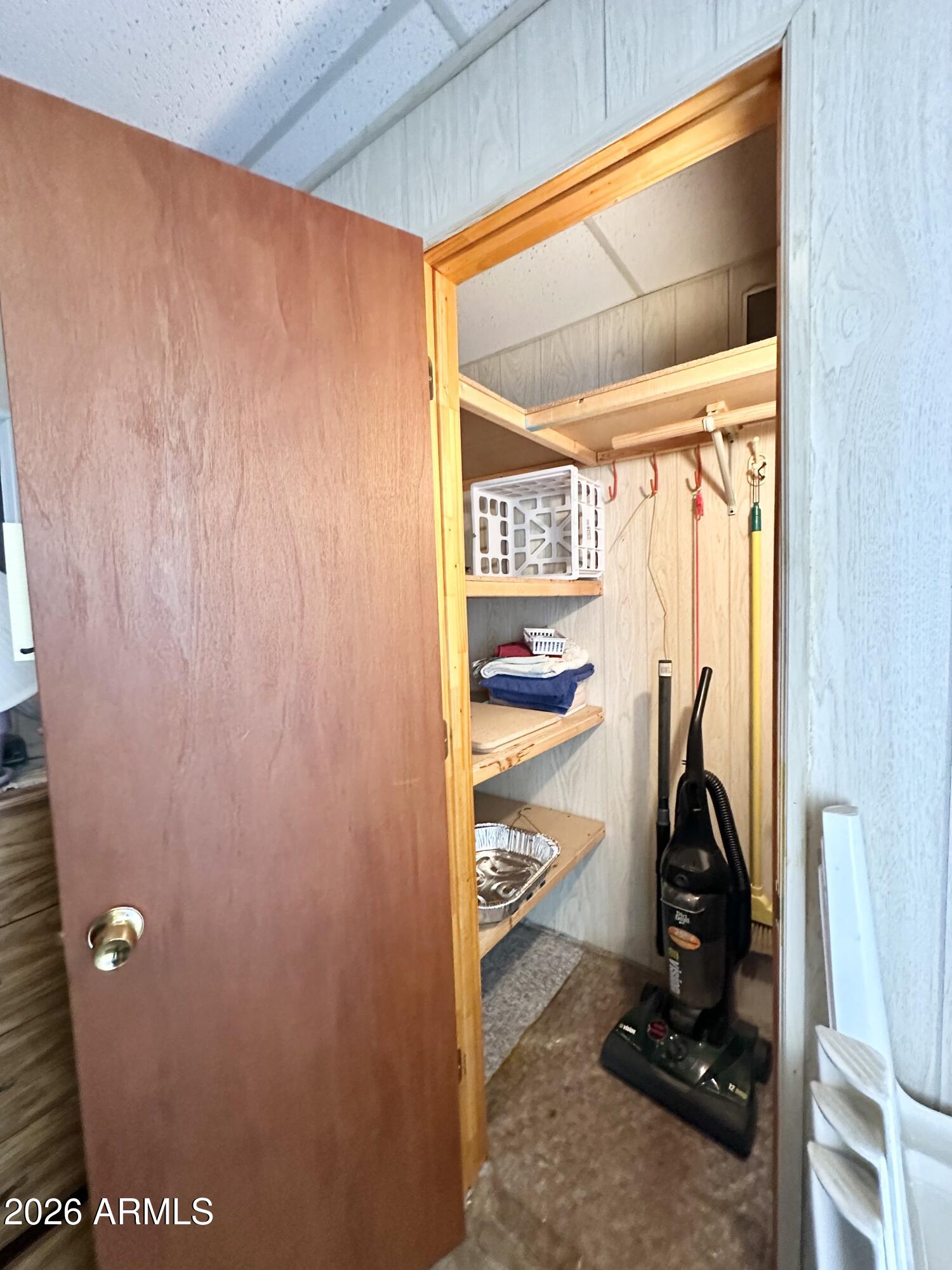 GOLDEN VISTA RV RESORT - Land