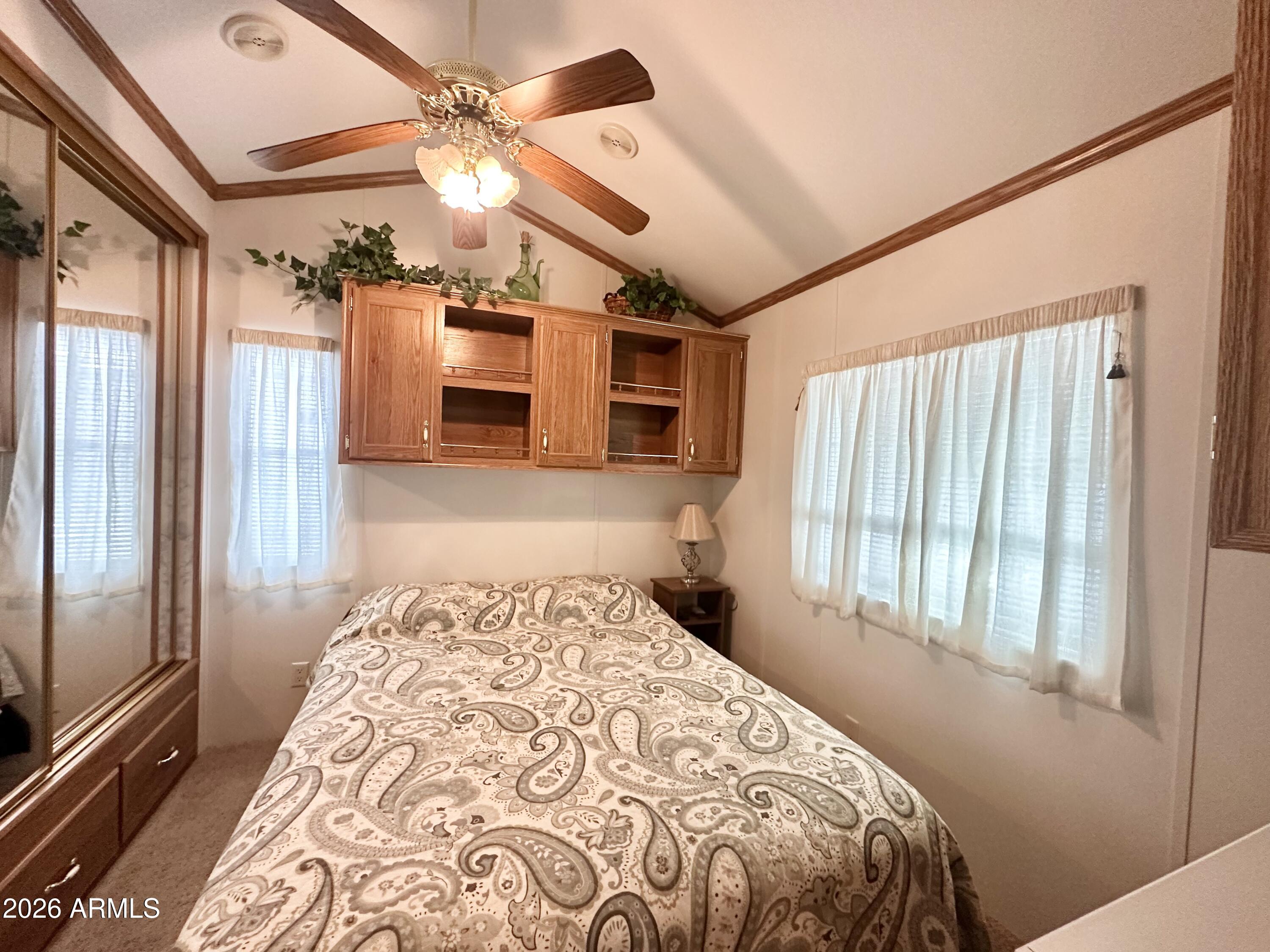 GOLDEN VISTA RV RESORT - Land