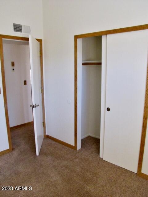 QUAIL HOLLOW - Residential Lease