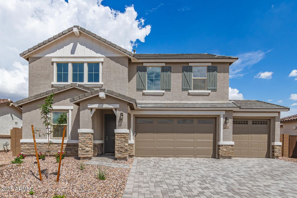 Photo of 12392 W Parkway Lane, Avondale, AZ 85323 (MLS # 6909710)