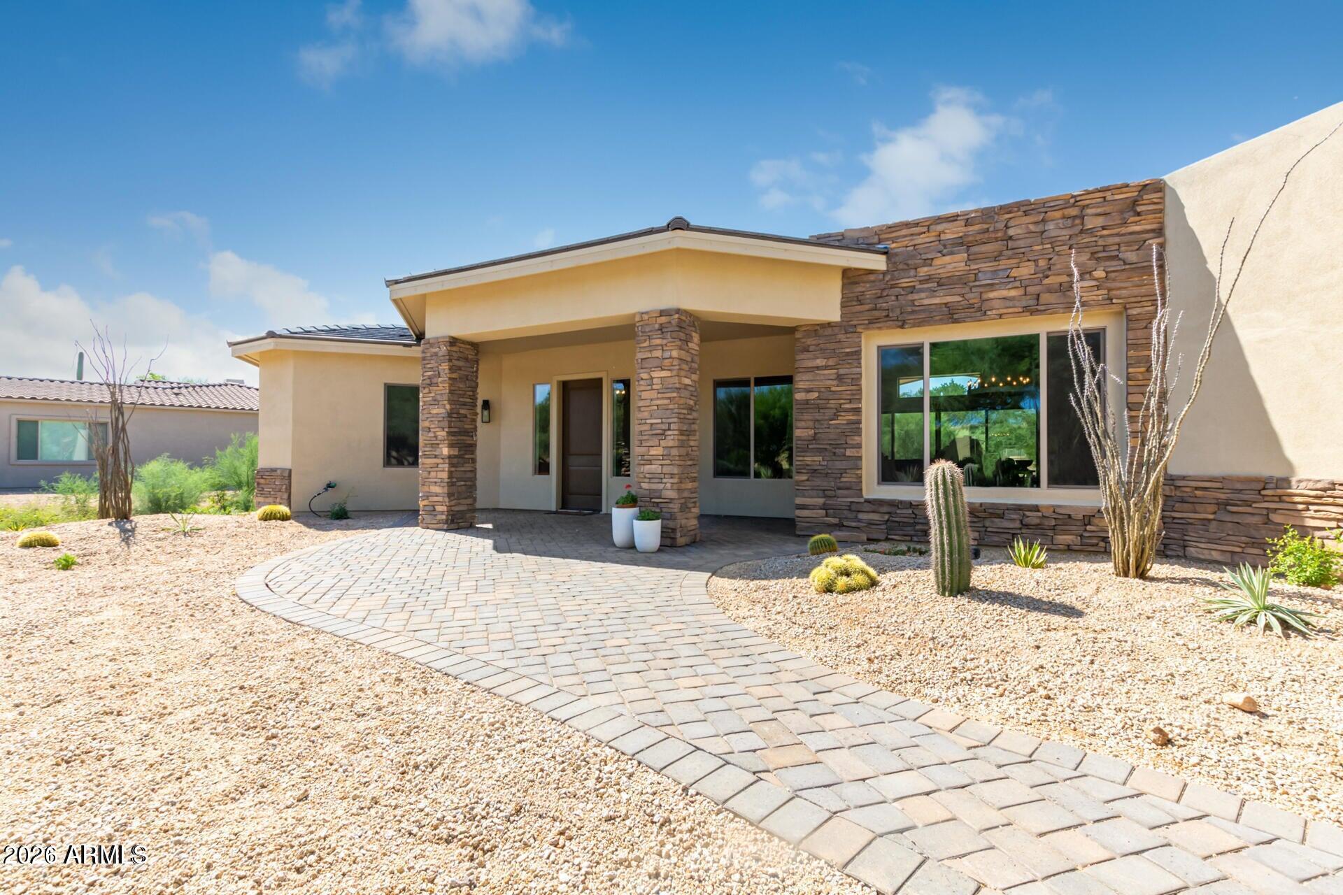 27808 N Desierto Drive