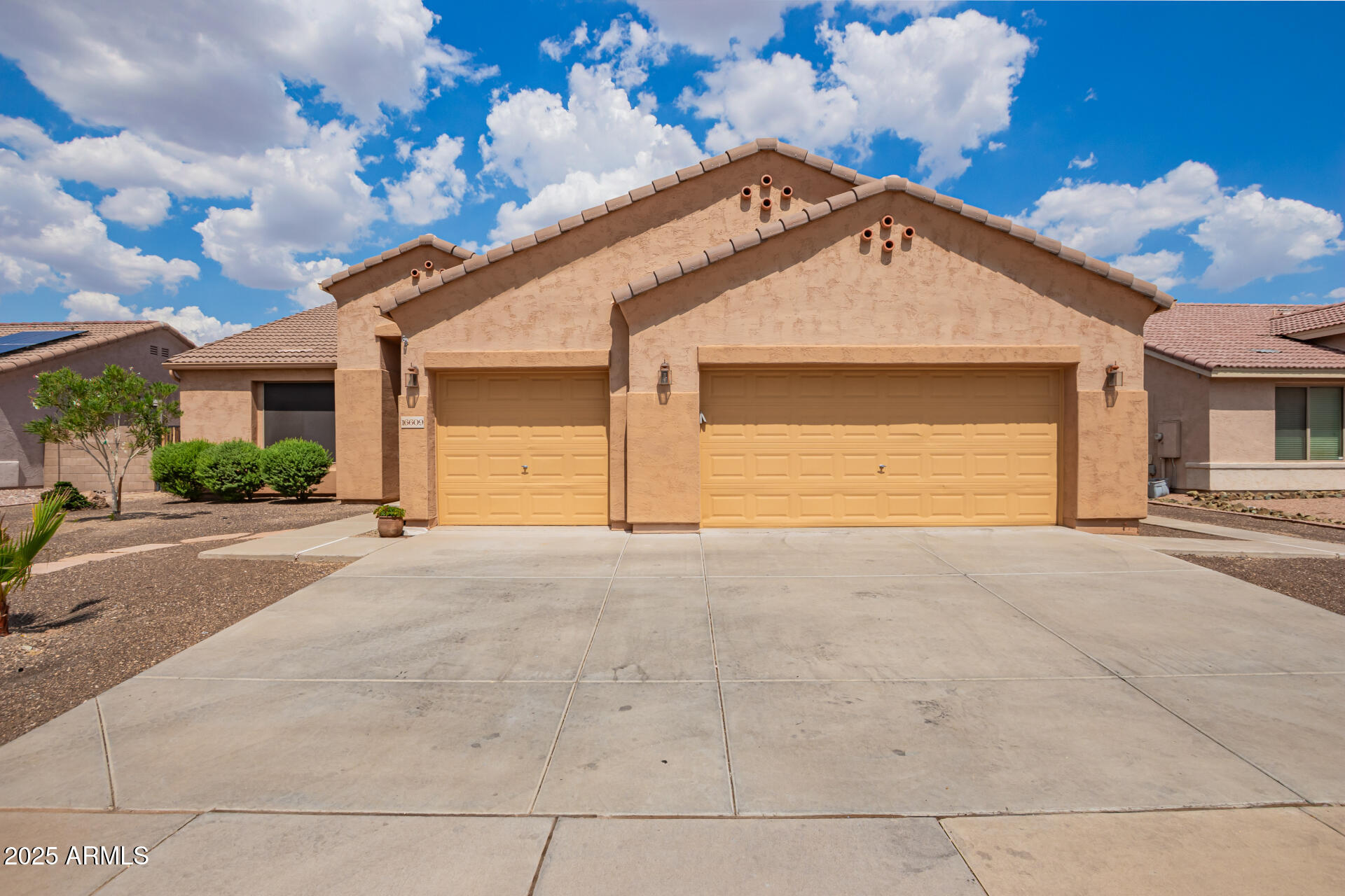 16609 N 40TH Drive