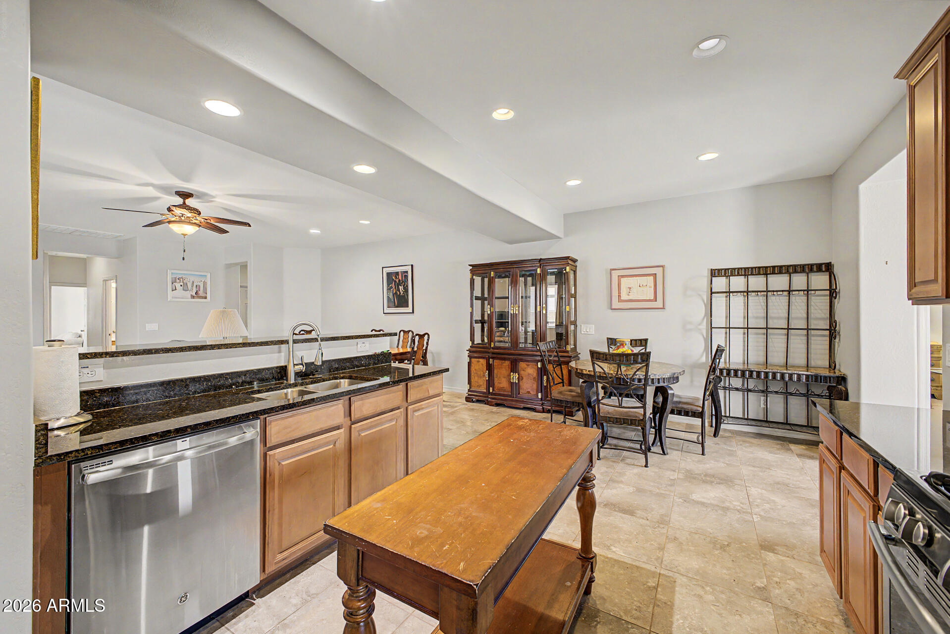 SAN TAN HEIGHTS - Residential