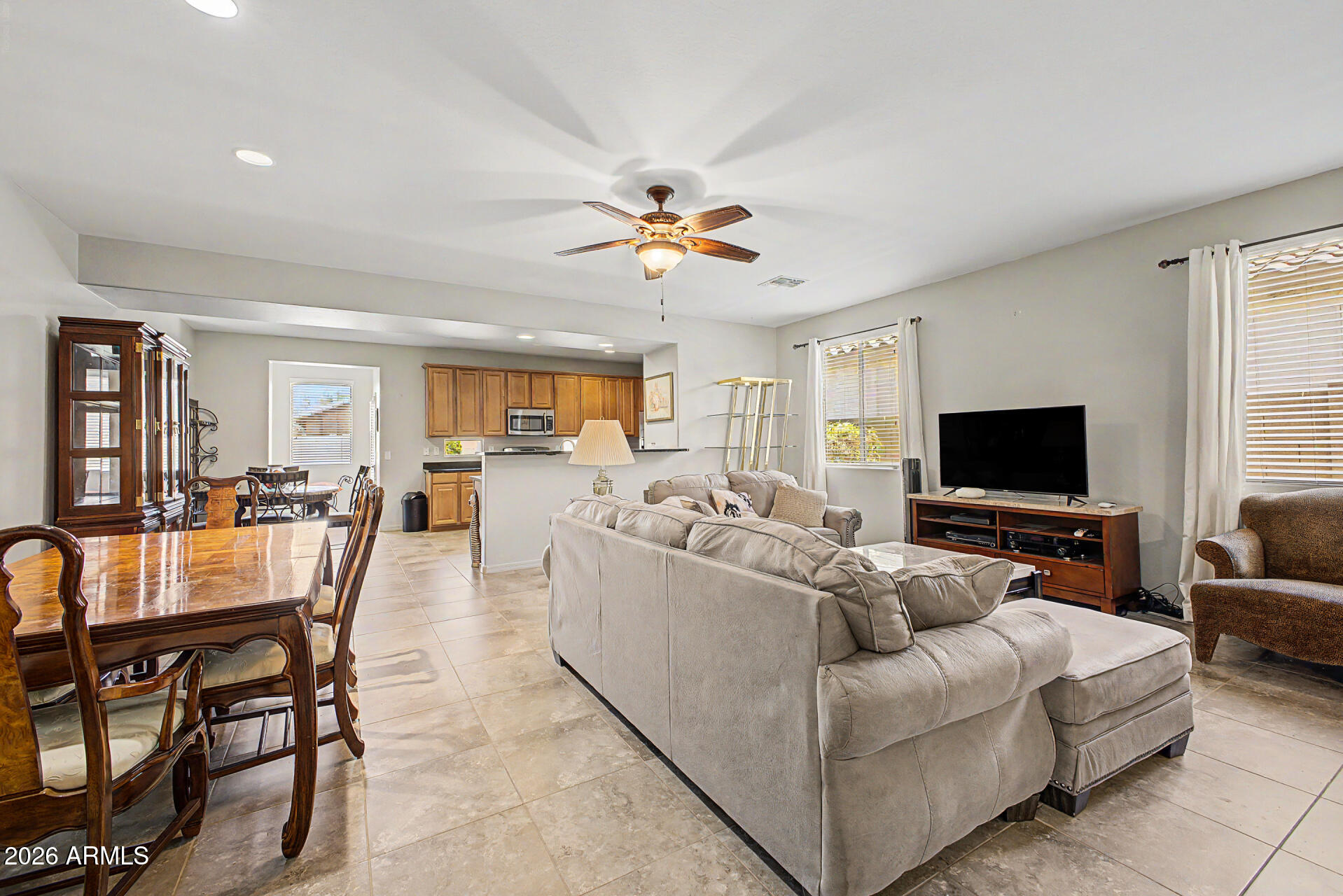 SAN TAN HEIGHTS - Residential