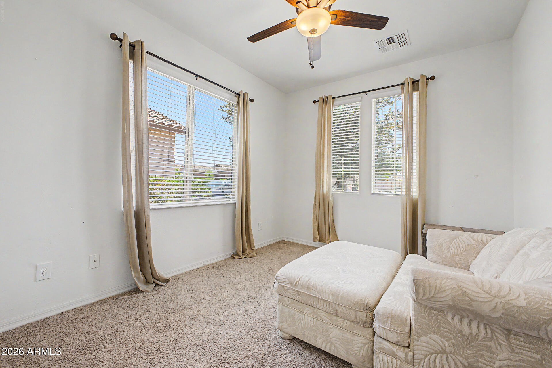 SAN TAN HEIGHTS - Residential