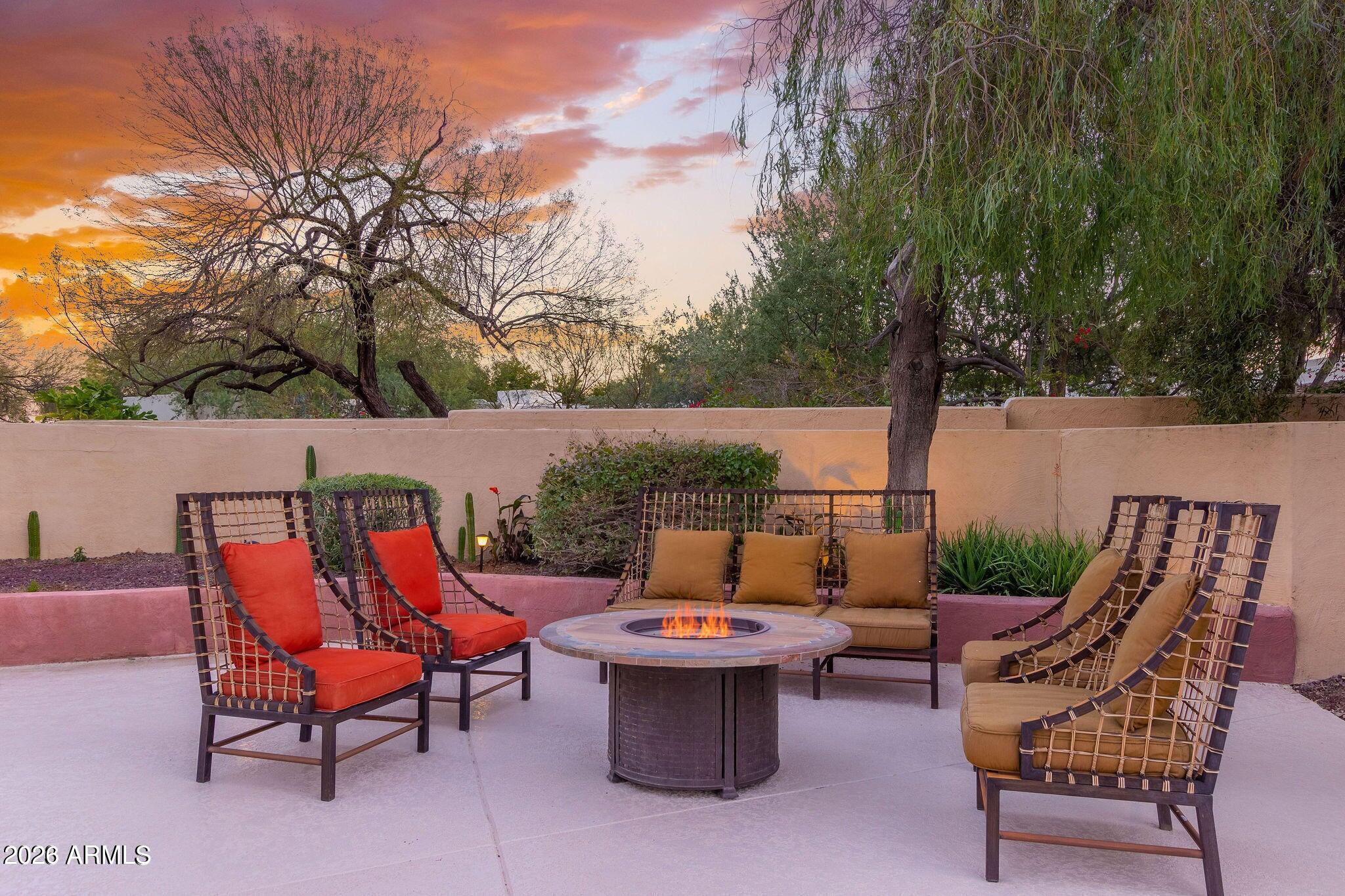 5620 N Casa Blanca Drive