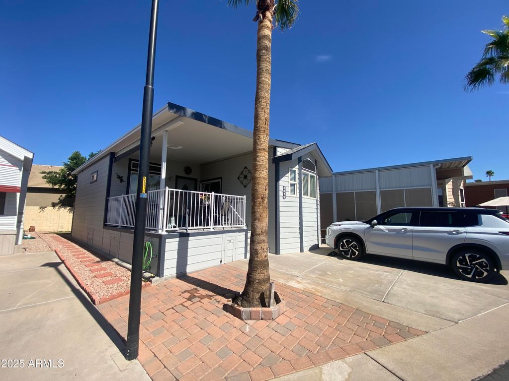 Photo of 2070 W Klamath Avenue, Apache Junction, AZ 85119 (MLS # 6949381)