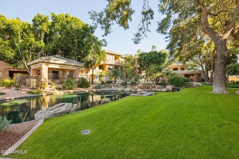 Photo of 2989 N 44th Street #2023, Phoenix, AZ 85018 (MLS # 6962766)