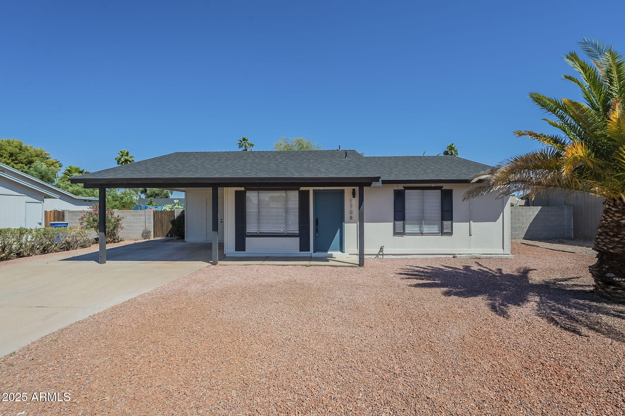 1708 W ESTRELLA Drive