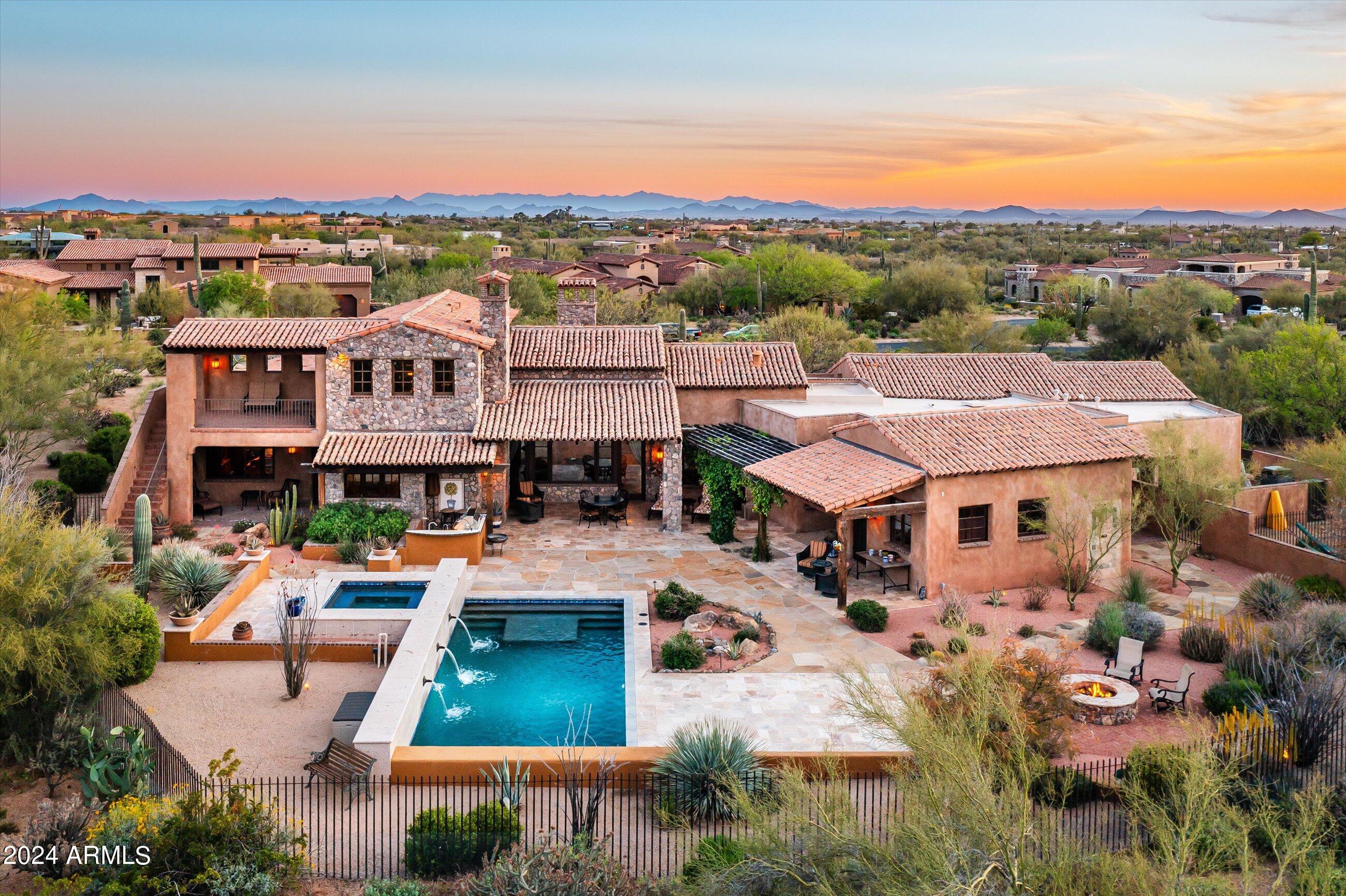 WHISPER ROCK - Residential