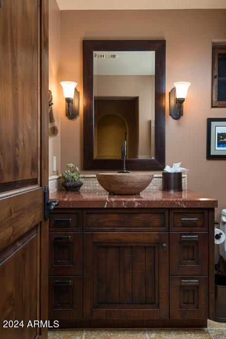 WHISPER ROCK - Residential