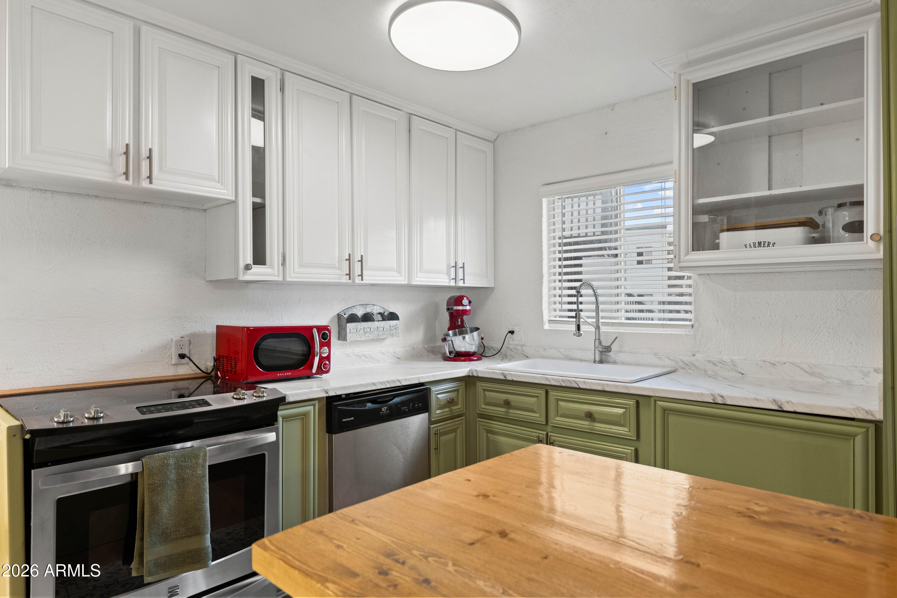 6236 N 16th Street 1