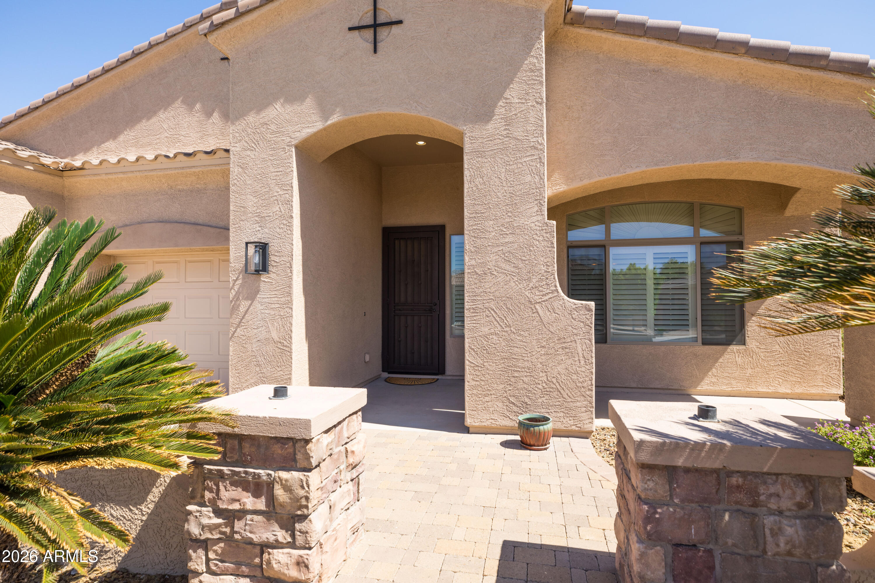2020 W Bonanza Lane