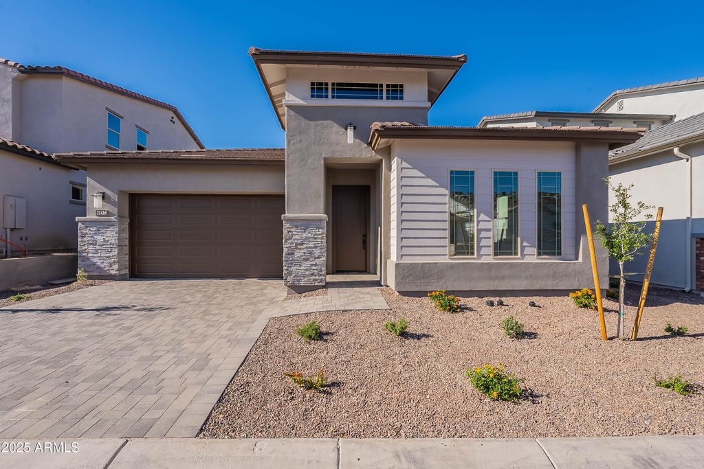 Photo of 21436 W Meadowbrook Avenue, Buckeye, AZ 85396 (MLS # 6968959)
