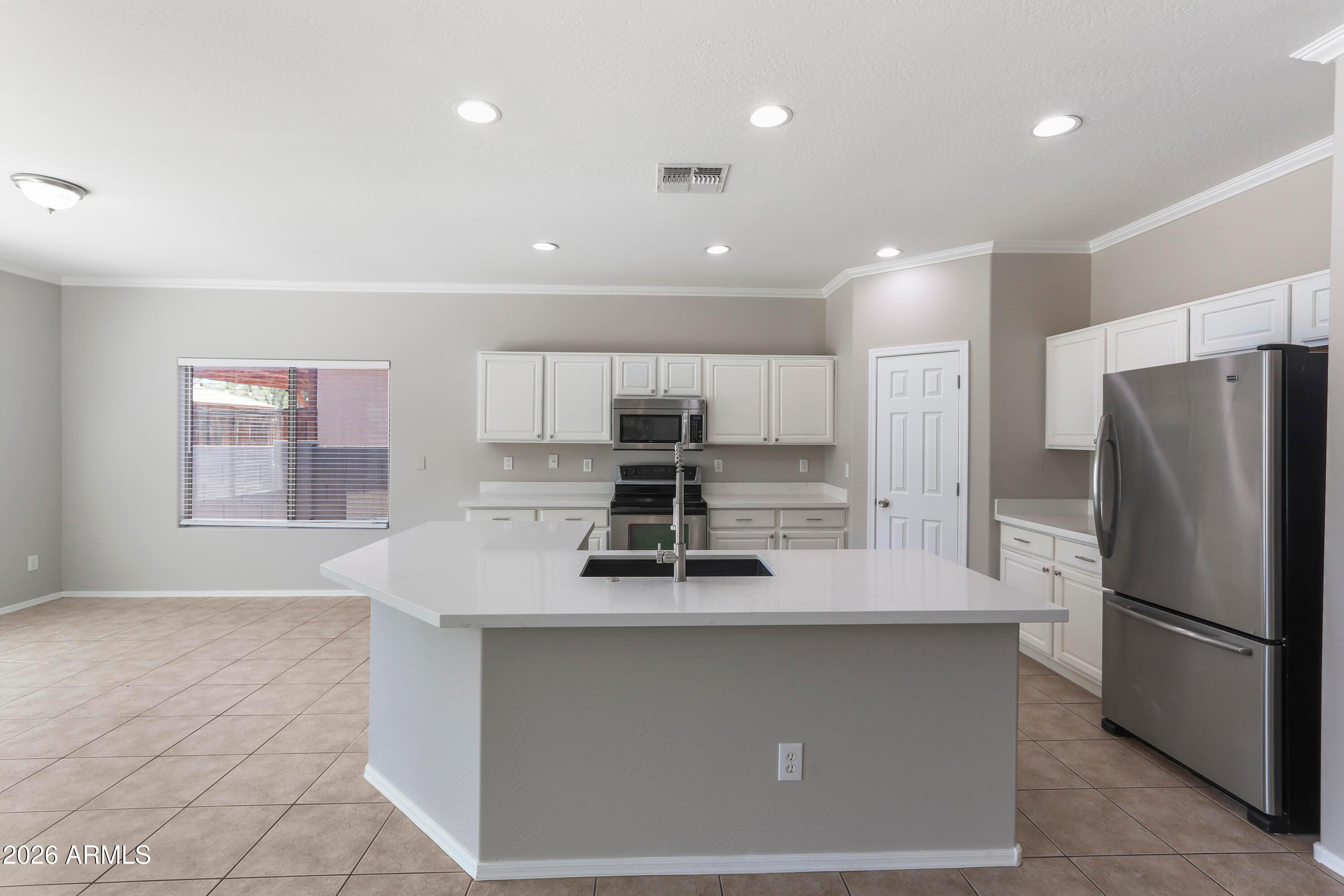 44117 W Windrose Drive