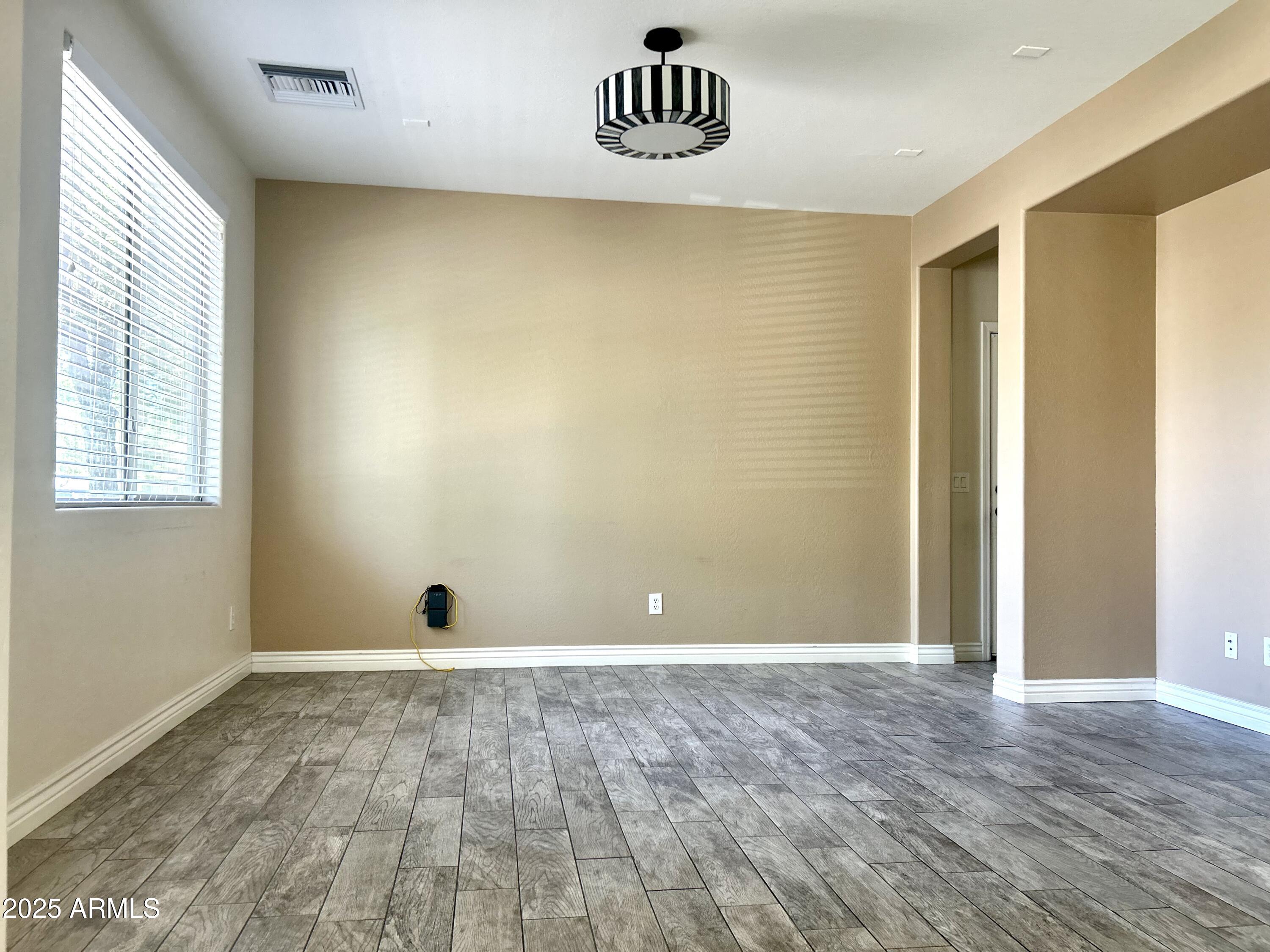 3853 E SANTA FE Lane