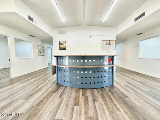 250 W PINKLEY Avenue